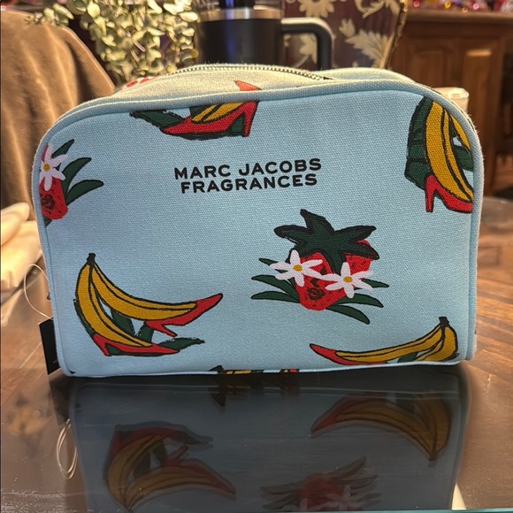 Marc Jacob’s Makeup bag. Brand new. Never used - Picture 1 of 5